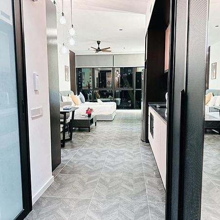 Scarletz Suites Klcc By Luxe Suites Kuala Lumpur Værelse billede