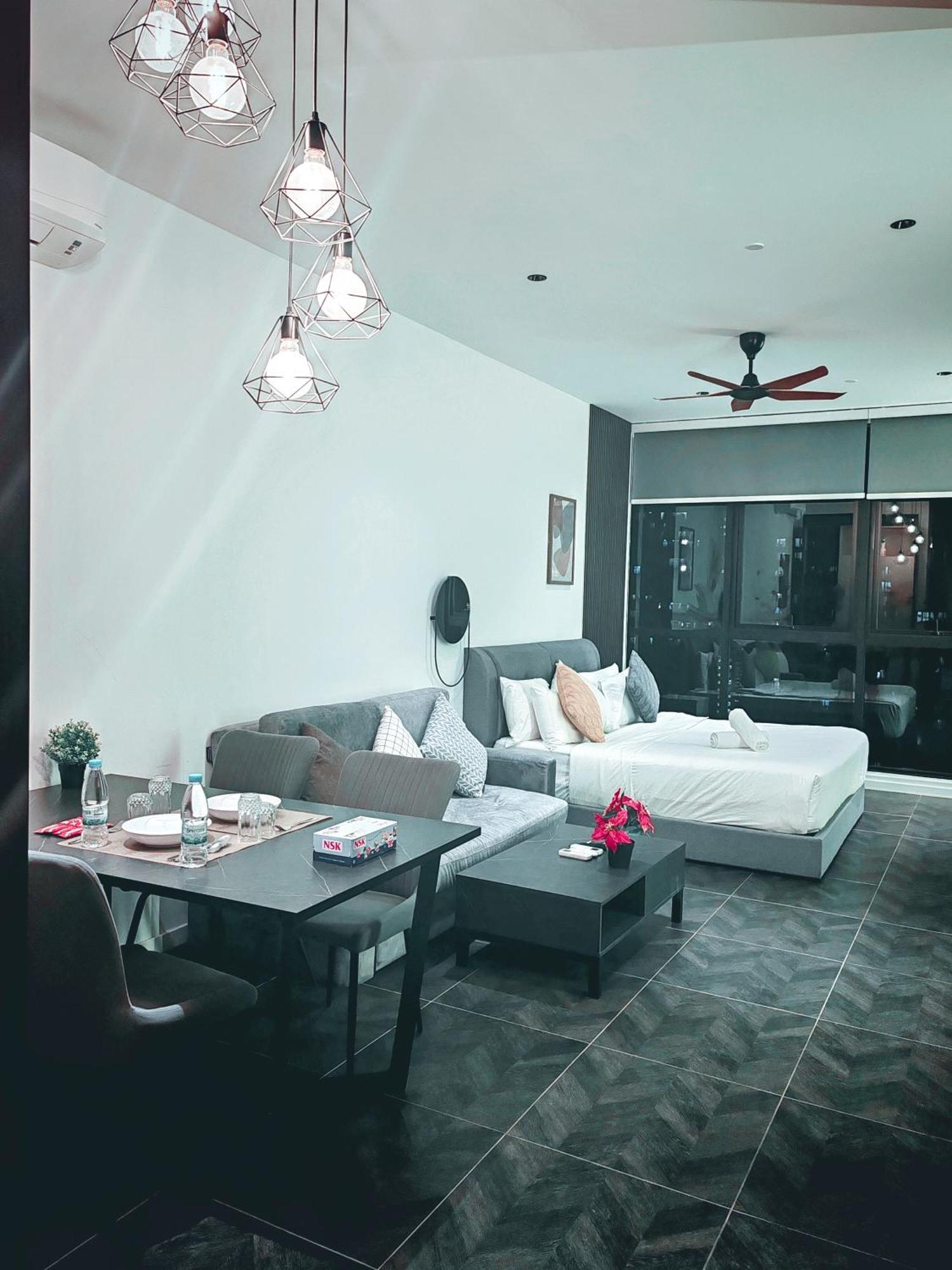 Scarletz Suites Klcc By Luxe Suites Kuala Lumpur Værelse billede