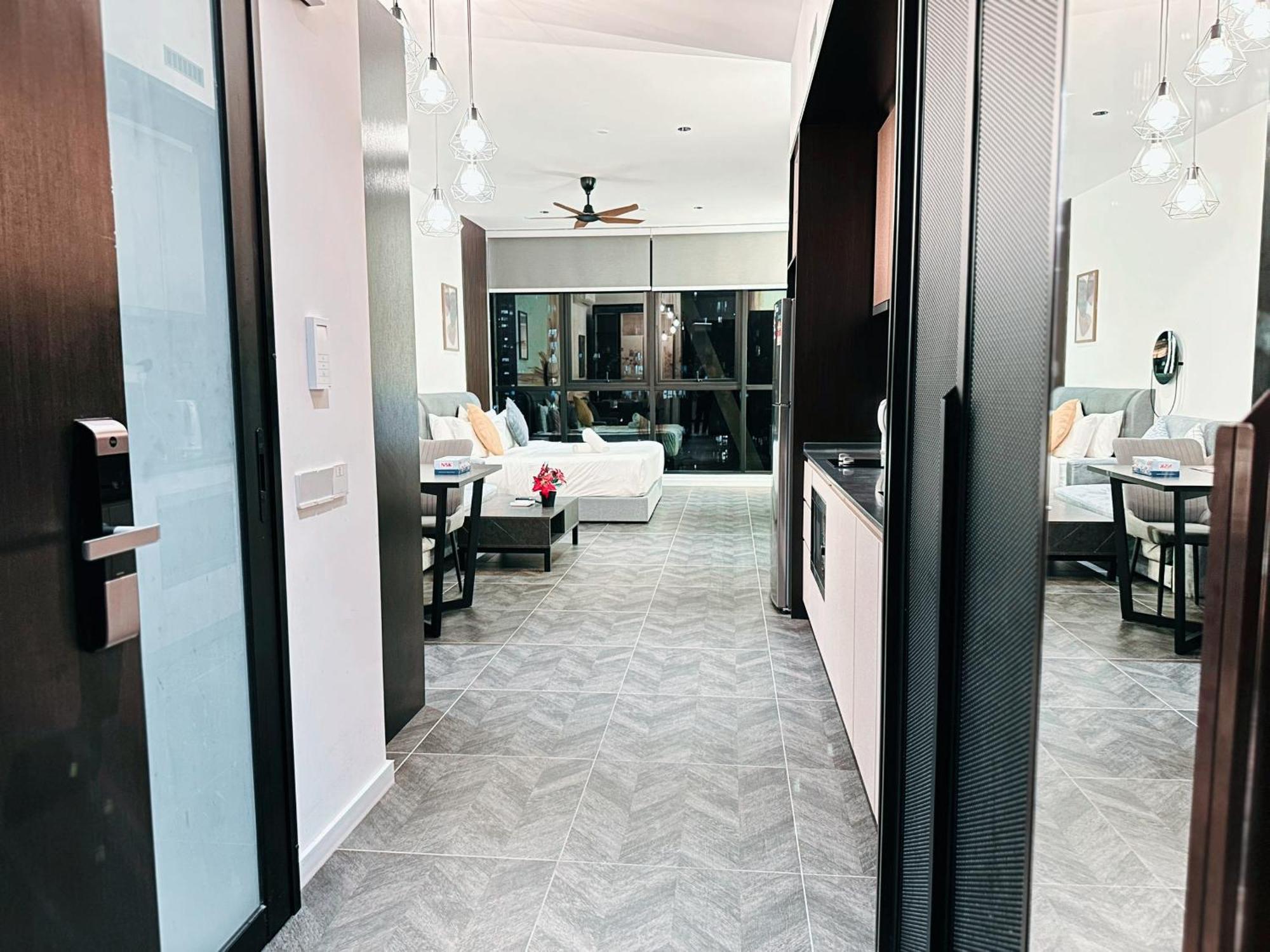Scarletz Suites Klcc By Luxe Suites Kuala Lumpur Værelse billede